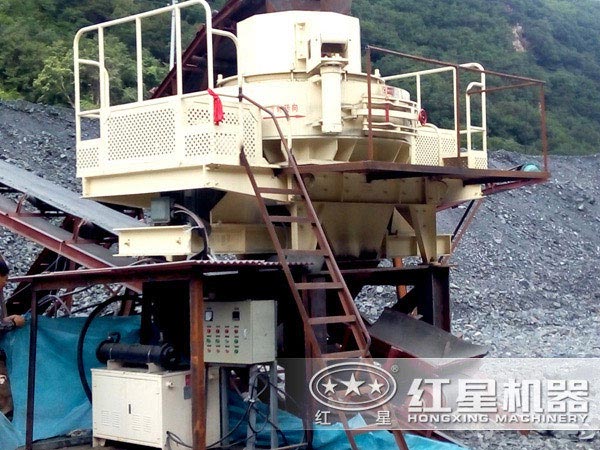 石英砂制砂機(jī)選擇哪種設(shè)備好？